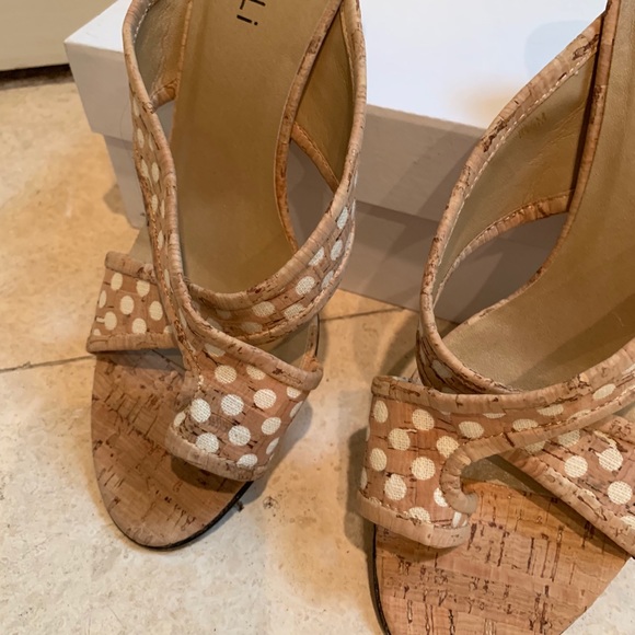 Vaneli Nordstrom Size 8 Kitten Heels - Picture 2 of 2